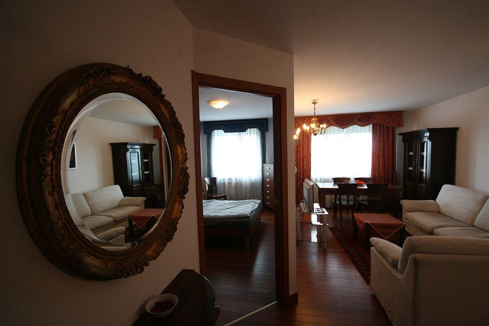 Lucka Residence Варшава Екстер'єр фото