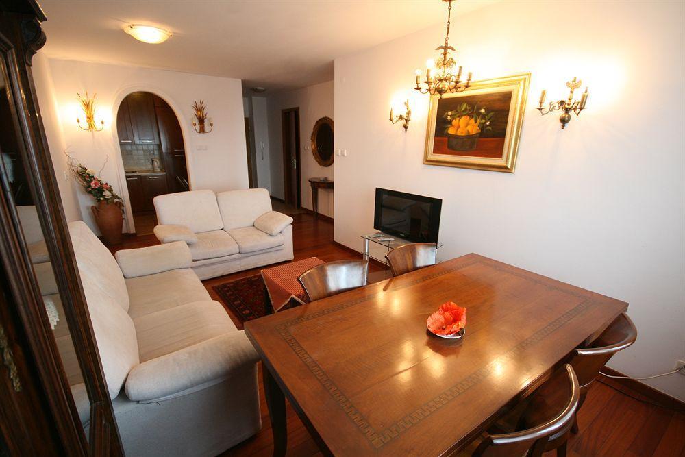 Lucka Residence Варшава Екстер'єр фото